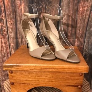 NWOB Cato Ankle Strap Stiletto Heel Taupe Pumps